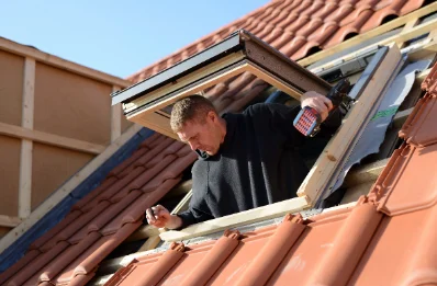 Pose de fenêtres de toit Velux à Champ-Haut